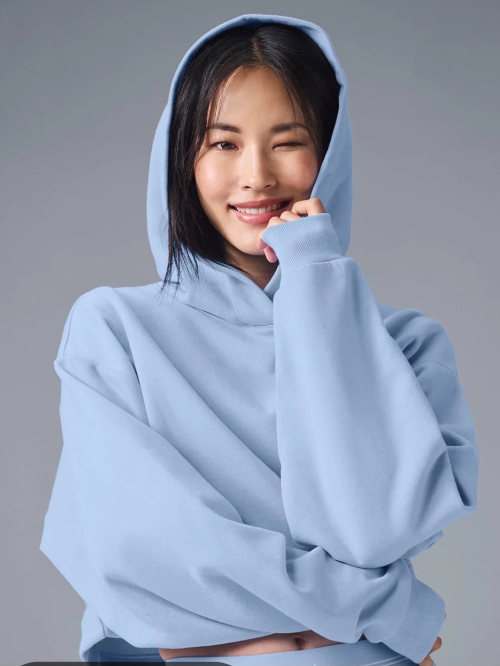 ALO Yoga Bae Hoodie - Seashell Blue